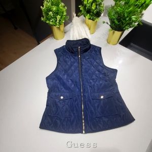 GUESS Jolie veste matelassée sans manche de coukeur bleu foncé, ornements dorés